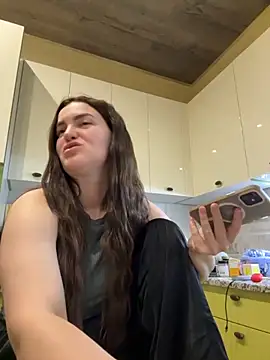 Karolina llove online show from 12, 11, 2025