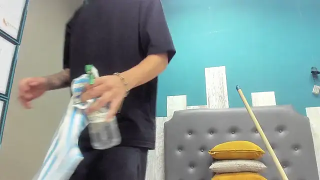 Snapshot of Rhaegal_hot chatting on 21, 2, 2025 Rhaegal hot online show from 21, 2, 2025