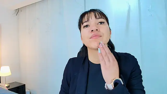 lina bedoya  online show from 20, 9, 2025