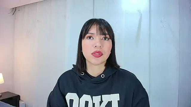 lina bedoya  online show from 30, 9, 2025