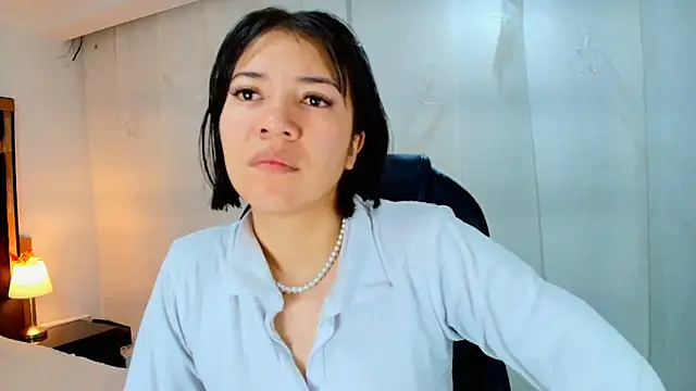 lina bedoya  online show from 14, 1, 2026