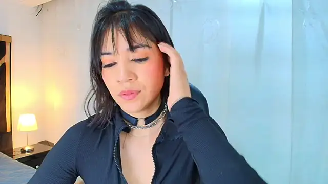 lina bedoya  online show from 8, 5, 2026