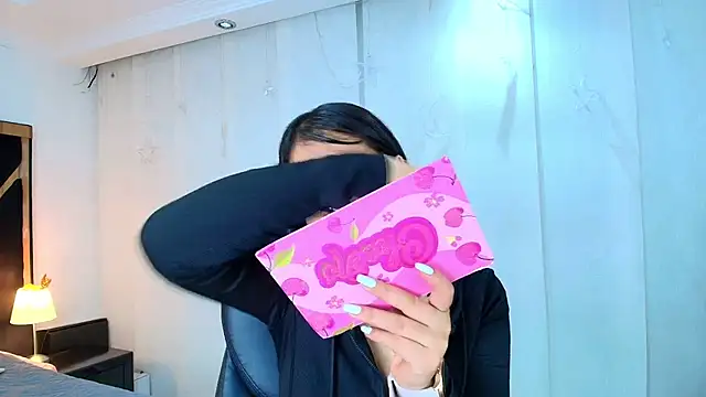 lina bedoya  online show from 11, 2, 2026