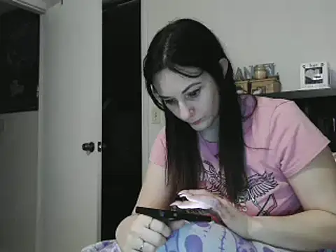 CrystalLakeXO online show from 11, 3, 2025