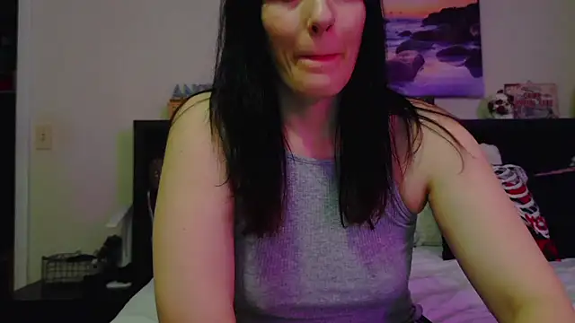 CrystalLakeXO online show from 3, 12, 2025