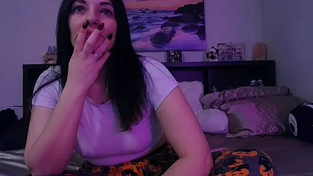 CrystalLakeXO online show from 17, 12, 2025