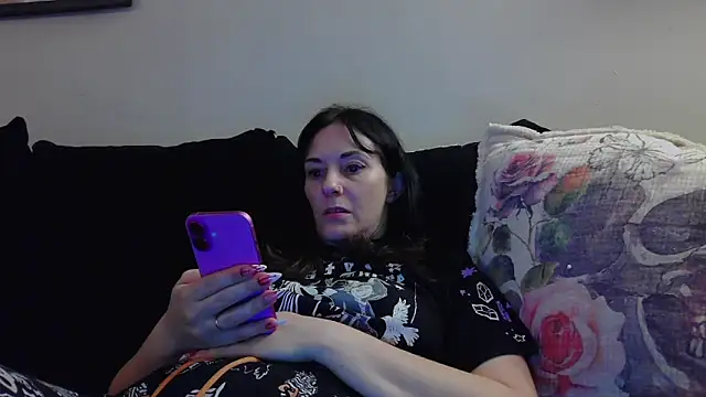 CrystalLakeXO online show from 15, 10, 2025