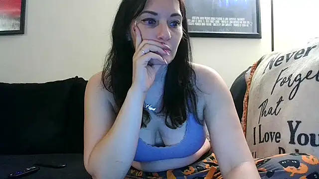 CrystalLakeXO online show from 28, 9, 2025