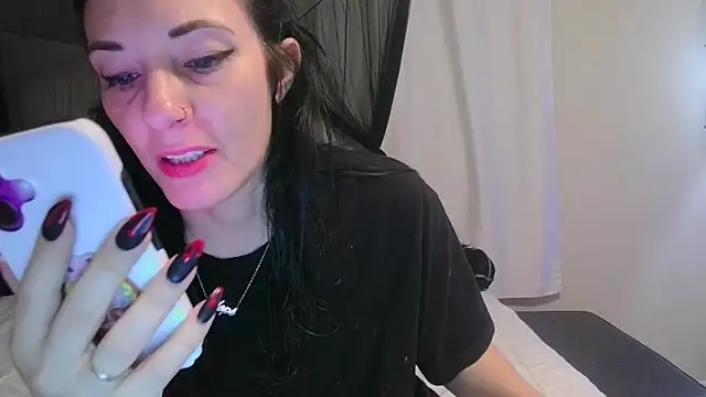 CrystalLakeXO online show from 23, 4, 2026