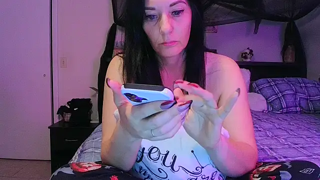 CrystalLakeXO online show from 31, 5, 2026