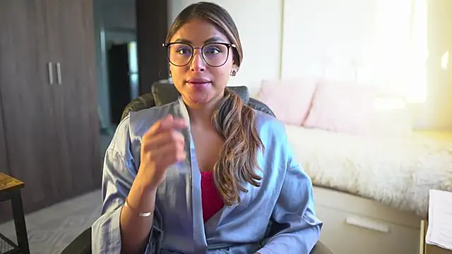 SaraParisi online show from 25, 9, 2025