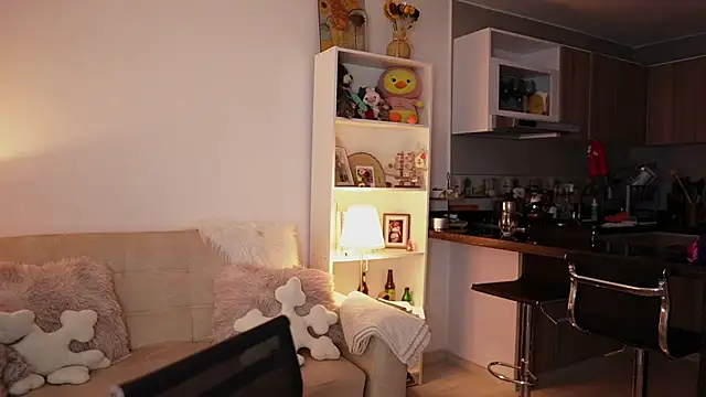 SaraParisi online show from 5, 2, 2026