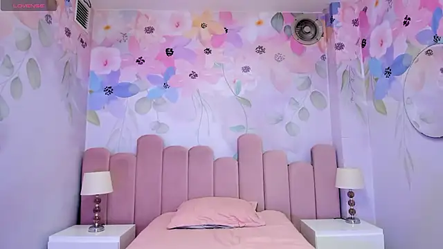 Lesly sexy4u online show from 28, 11, 2025