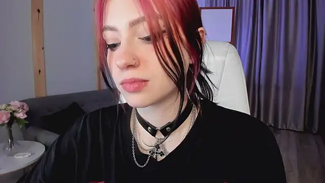 Snapshot of arielabradberry chatting on 11, 3, 2025 arielabradberry online show from 11, 3, 2025