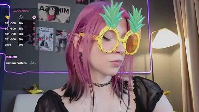 arielabradberry online show from 15, 4, 2026