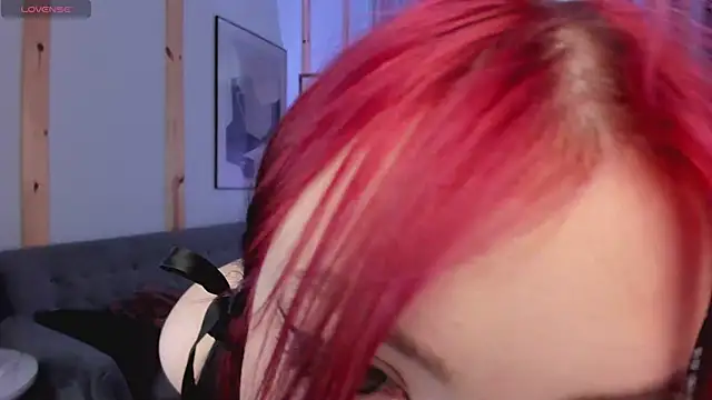 Snapshot of arielabradberry chatting on 20, 2, 2025 arielabradberry online show from 20, 2, 2025