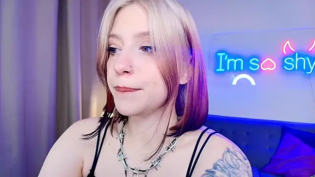 Snapshot of arielabradberry chatting on 25, 11, 2025 arielabradberry online show from 25, 11, 2025