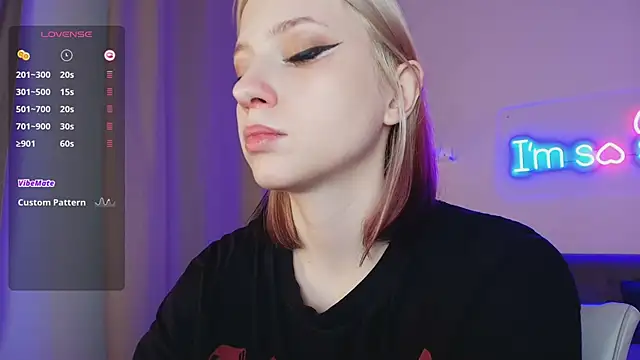 Snapshot of arielabradberry chatting on 13, 1, 2026 arielabradberry online show from 13, 1, 2026