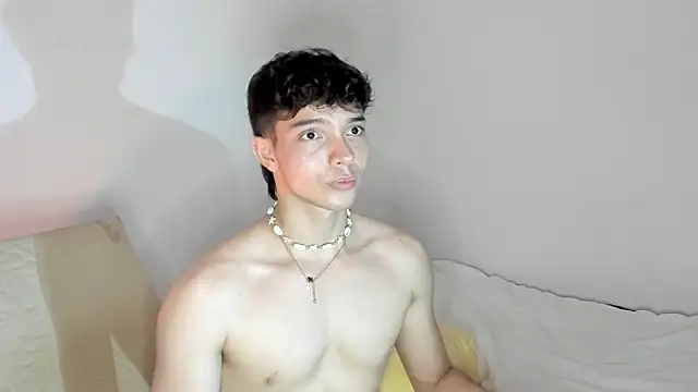 mateosantiago24 online show from 1, 2, 2025