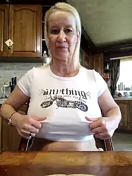 Lotus-blume1 online show from 7, 10, 2025