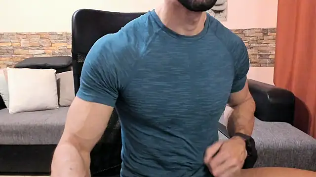 HotHunkTrainer online show from 23, 12, 2025