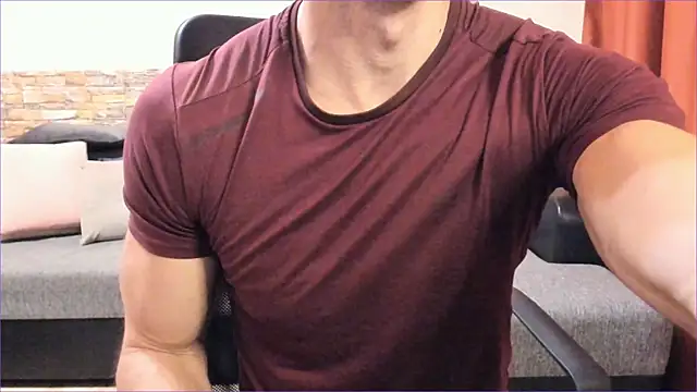 HotHunkTrainer online show from 19, 9, 2025