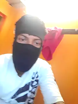 model yesx online show from 10, 12, 2024