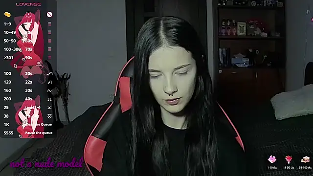 Snapshot of Miya_Dream_UKR chatting on 1, 2, 2026 Miya Dream UKR online show from 1, 2, 2026