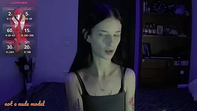 Snapshot of Miya_Dream_UKR chatting on 21, 11, 2025 Miya Dream UKR online show from 21, 11, 2025