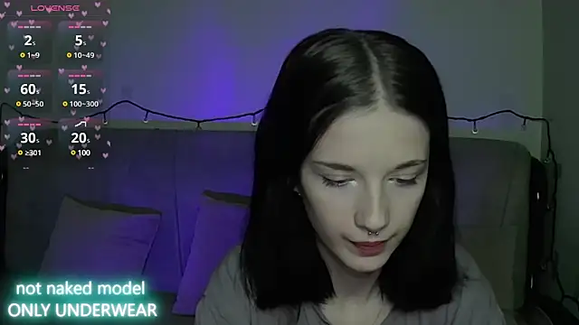 Snapshot of Miya_Dream_UKR chatting on 18, 12, 2024 Miya Dream UKR online show from 18, 12, 2024