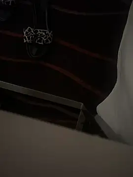 Snapshot of KEEP_010 chatting on 19, 11, 2025 KEEP 010 online show from 19, 11, 2025