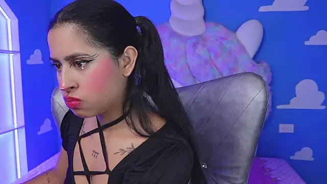 miss romyna online show from 1, 10, 2025