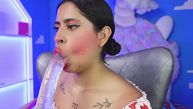 miss romyna online show from 15, 4, 2026