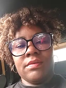 kaorysquirt online show from 9, 10, 2025