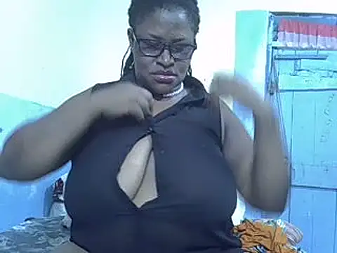 sexy bigboobss online show from 26, 10, 2025