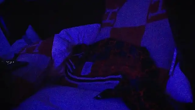 YouLikeBigDick9 online show from 7, 3, 2025