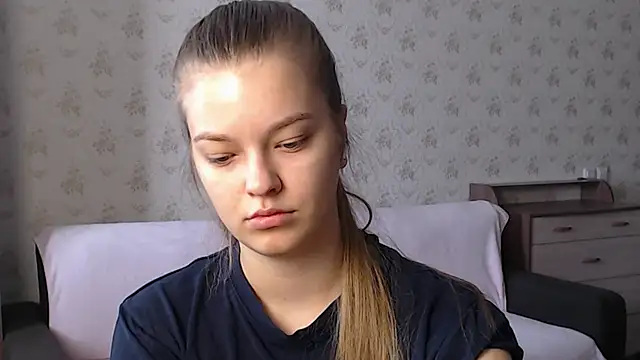 EmySway online show from 28, 10, 2025