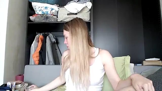 Scarlettford online show from 18, 9, 2025