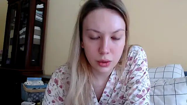 Scarlettford online show from 20, 2, 2025