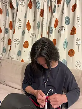 Katakuriko-Denpun online show from 16, 12, 2025