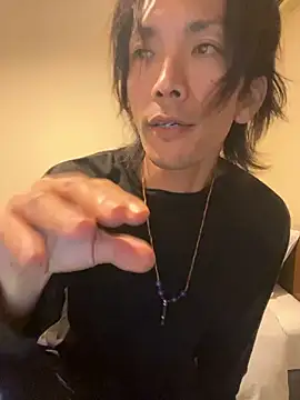 Snapshot of Katakuriko-Denpun chatting on 3, 11, 2025 Katakuriko-Denpun online show from 3, 11, 2025