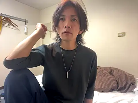 Snapshot of Katakuriko-Denpun chatting on 6, 11, 2025 Katakuriko-Denpun online show from 6, 11, 2025