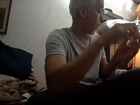 Xoc8  online show from 10, 11, 2025