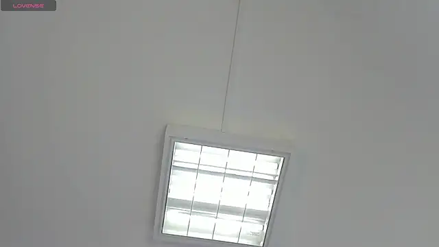 AnthonelaDuque online show from 28, 9, 2025