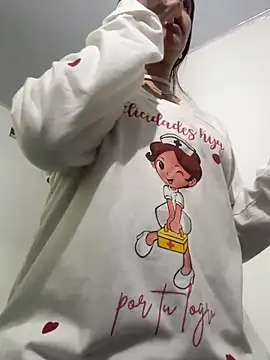 AnthonelaDuque online show from 9, 2, 2026