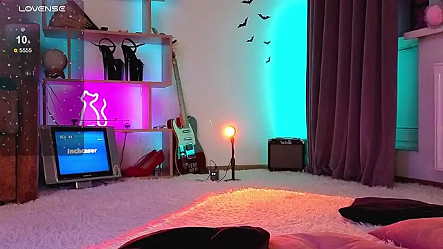 Inchcaser  online show from 7, 2, 2026