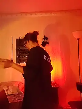 SelenaHouston online show from 11, 2, 2026