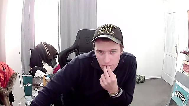 PKrisztian online show from 8, 2, 2026