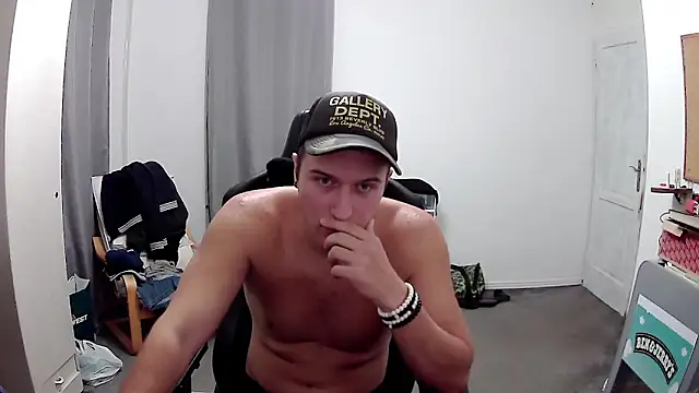 PKrisztian online show from 1, 10, 2025