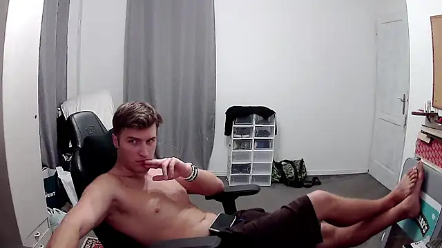 PKrisztian online show from 11, 9, 2025